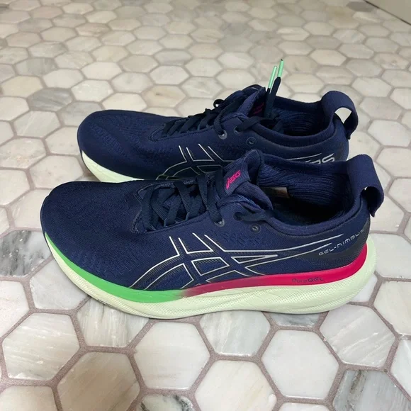 ASICS GEL-NIMBUS 25 Women's Sneakers
Size 7.5 - Picture 9 of 12